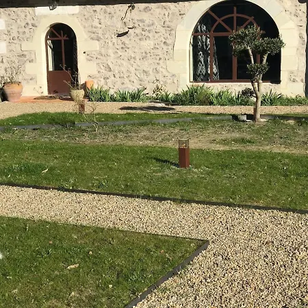 Du Manoir De L'herbier Blaison-Saint-Sulpice